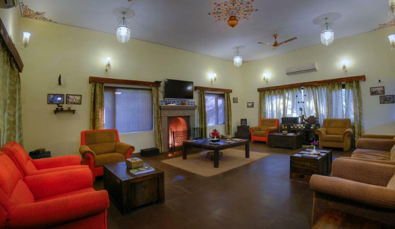 Courtyard House Hotel Kanha Exterior photo
